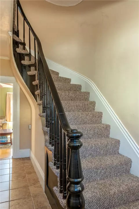 12 Lewis St, Woonsocket, RI 02895 photo 13
