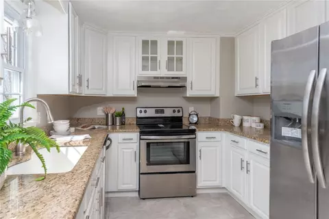 508 Bound Rd, Woonsocket, RI 02895 photo 6