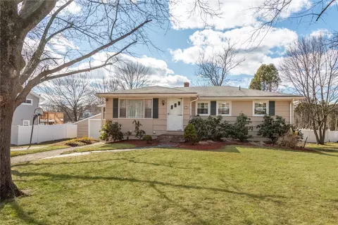 508 Bound Rd, Woonsocket, RI 02895 photo 1
