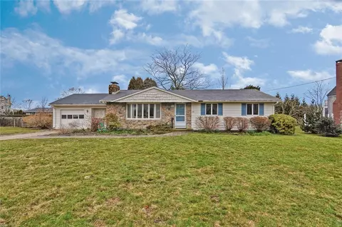 26 E View Dr, Little Compton, RI 02837 photo 1