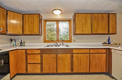 26 E View Dr, Little Compton, RI 02837 photo 12