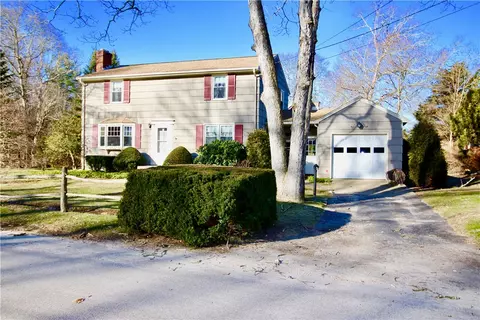 12 Memory Ln, Westerly, RI 02891 photo 1