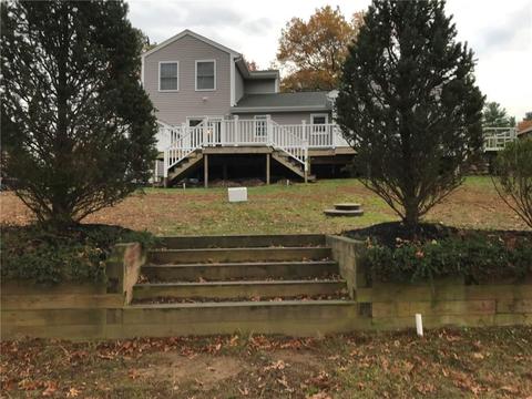 33 Circle Dr, Coventry, RI 02816 photo 2
