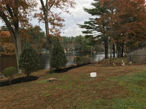33 Circle Dr, Coventry, RI 02816 photo 3