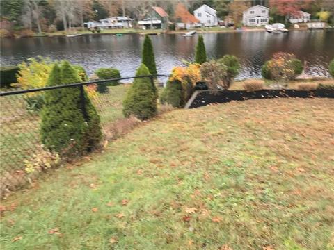 33 Circle Dr, Coventry, RI 02816 photo 4