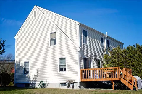 43 Springbrook Rd #A, Westerly, RI 02891 photo 3