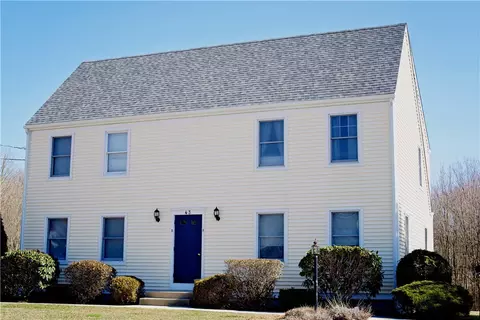 43 Springbrook Rd #A, Westerly, RI 02891 photo 2