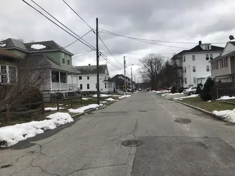 293 8th Ave, Woonsocket, RI 02895 photo 2