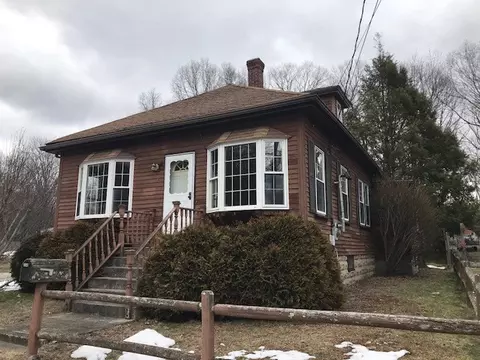 293 8th Ave, Woonsocket, RI 02895 photo 4