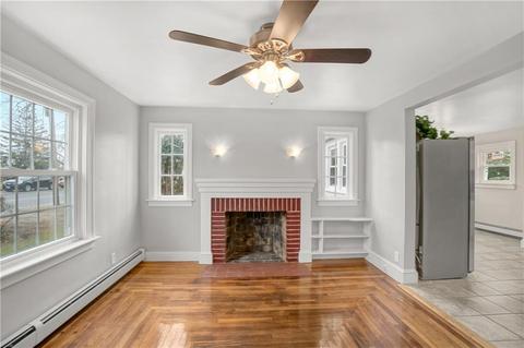 48 Draper Ave, Warwick, RI 02889 photo 10