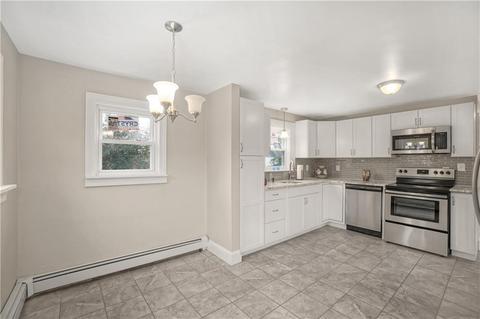 48 Draper Ave, Warwick, RI 02889 photo 5