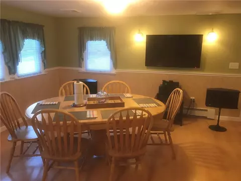 98 South St, Upton, MA 01568 photo 15