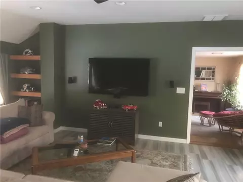 98 South St, Upton, MA 01568 photo 25