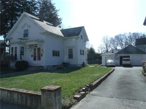 78 Coe St, Woonsocket, RI 02895 photo 1