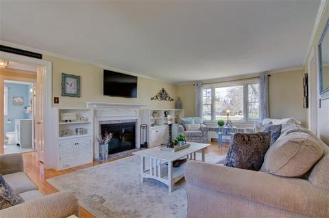 125 Coldbrook Rd, Warwick, RI 02888 photo 13