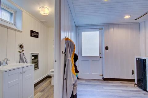 125 Coldbrook Rd, Warwick, RI 02888 photo 23