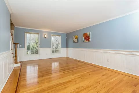 40 Basil Xing, Cranston, RI 02921 photo 4