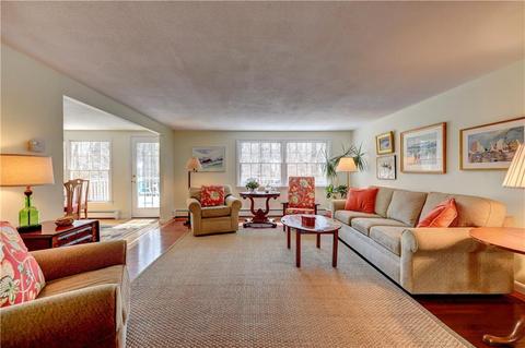5 Sandra Dr, Bristol, RI 02809 photo 5