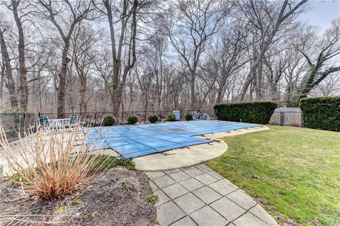 5 Sandra Dr, Bristol, RI 02809 photo 25