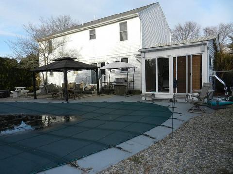 25 Hillside Dr, Warwick, RI 02889 photo 5
