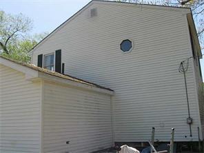 62 Hermit Dr, Warwick, RI 02889 photo 2