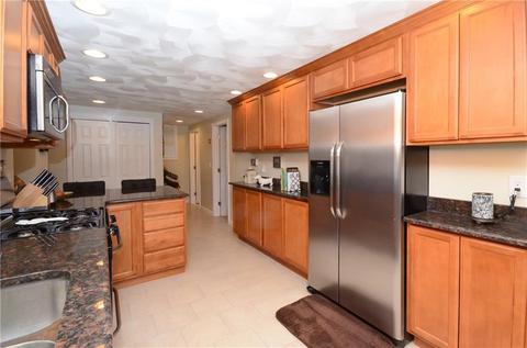310 Inez Ave, Warwick, RI 02886 photo 10