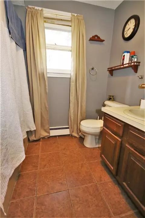 640 Lapham Farm Rd, Mapleville, RI 02839 photo 7