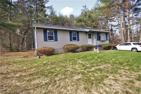 640 Lapham Farm Rd, Mapleville, RI 02839 photo 1
