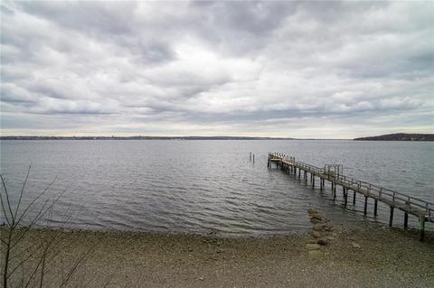 14 Leonard St, Warren, RI 02885 photo 5
