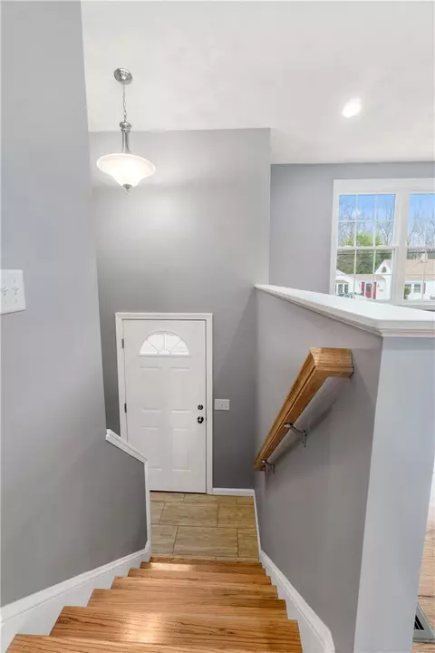 528 Bound Rd, Woonsocket, RI 02895 photo 18