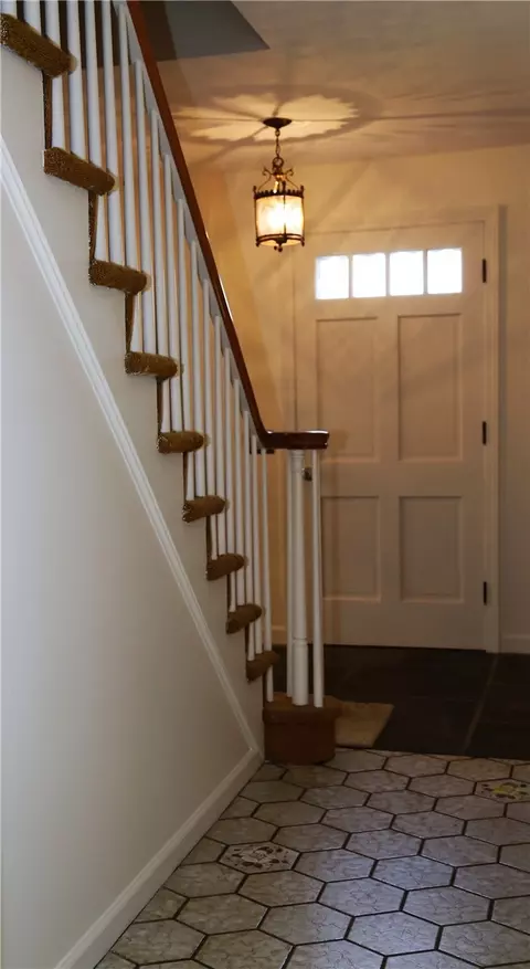 11 Old Post Rd, Westerly, RI 02891 photo 7