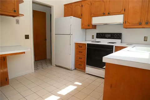 11 Old Post Rd, Westerly, RI 02891 photo 10