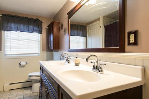 44 Star Ave, Woonsocket, RI 02895 photo 14