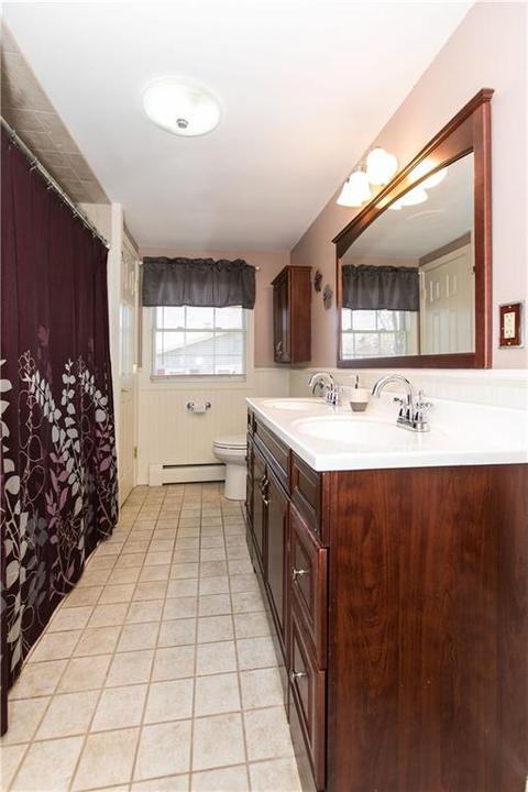 44 Star Ave, Woonsocket, RI 02895 photo 13