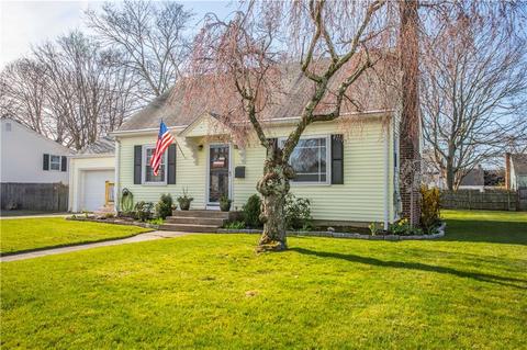 52 Cavalcade Blvd, Warwick, RI 02889 photo 2
