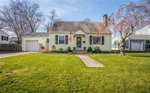 52 Cavalcade Blvd, Warwick, RI 02889 photo 1