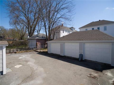 37 Merida Ave, Woonsocket, RI 02895 photo 32