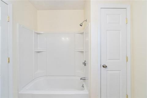 37 Merida Ave, Woonsocket, RI 02895 photo 9