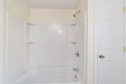 37 Merida Ave, Woonsocket, RI 02895 photo 20