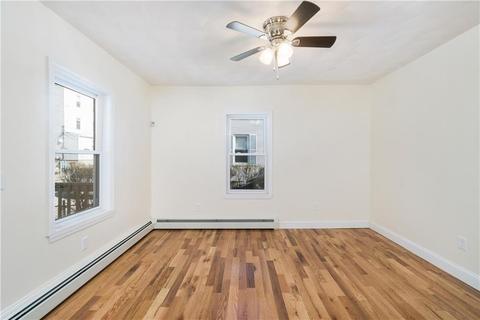 37 Merida Ave, Woonsocket, RI 02895 photo 10