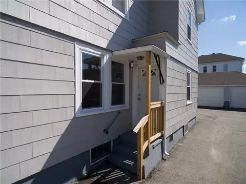 37 Merida Ave, Woonsocket, RI 02895 photo 31