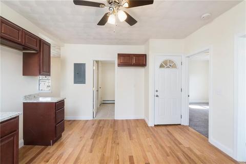 37 Merida Ave, Woonsocket, RI 02895 photo 14