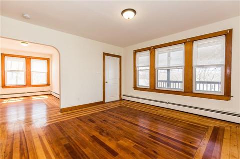 94 96 Saint Leon St, Woonsocket, RI 02895 photo 4