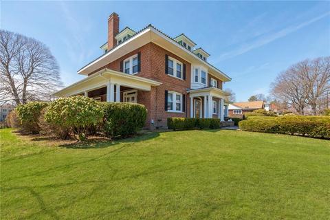 103 Glen Rd, Woonsocket, RI 02895 photo 2