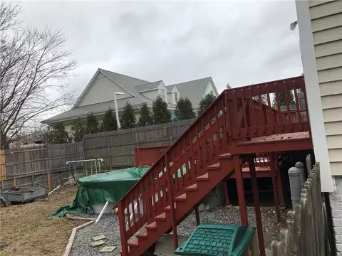 675 Killingly St, Johnston, RI 02919 photo 13
