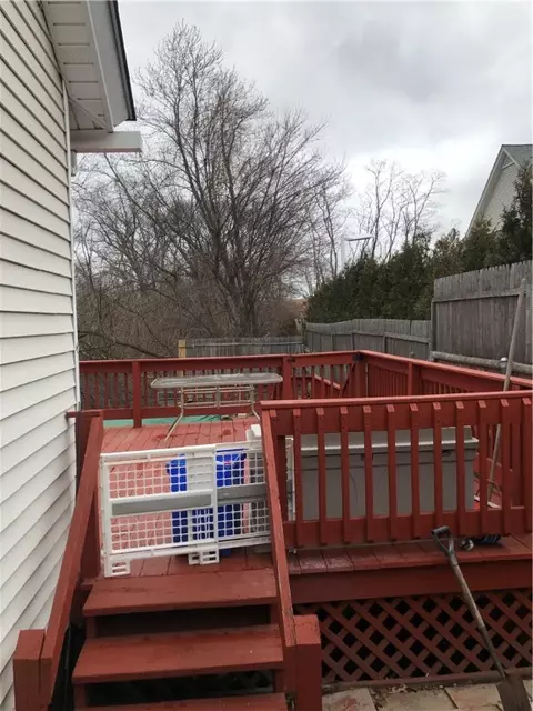 675 Killingly St, Johnston, RI 02919 photo 10