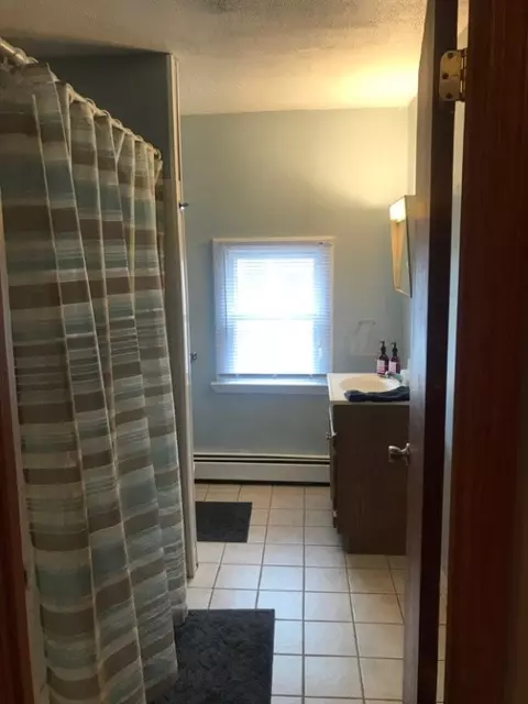 675 Killingly St, Johnston, RI 02919 photo 8