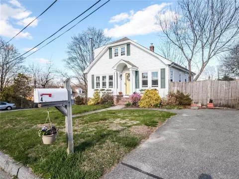 4 Grand Ave, Warwick, RI 02889 photo 23
