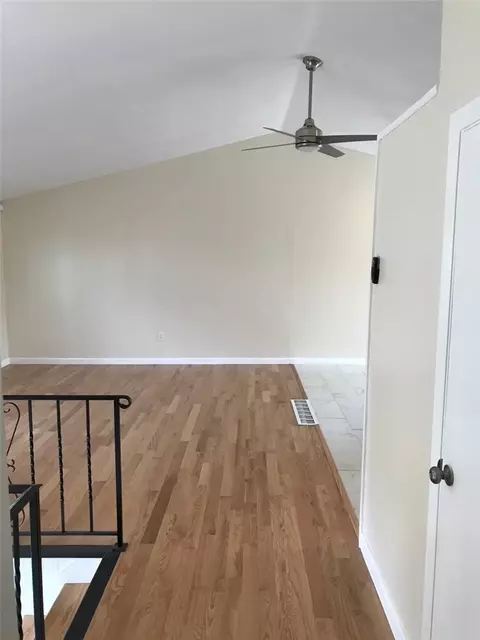 16 Smith Street St, Warwick, RI 02886 photo 6