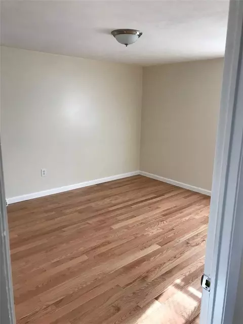16 Smith Street St, Warwick, RI 02886 photo 7